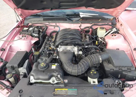 2006 Ford Mustang Gt z USA, uszkodzony, nr VIN 1ZVFT85HX65236601